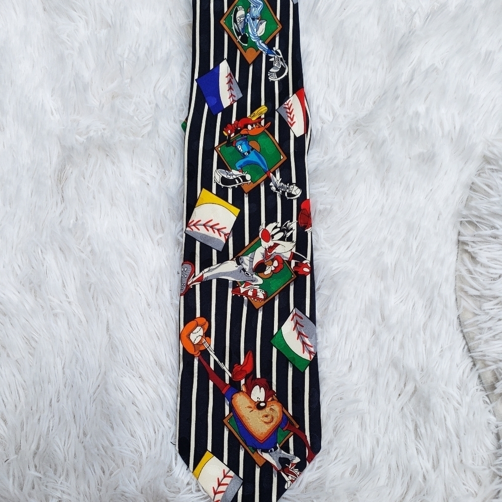 Vintage Looney Tunes Mania Neck Tie Silk Baseball Humor Office Pediatrician Vet
